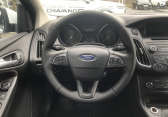 Подержанный автомобиль Ford Focus Wagon 2017 года (12 фото)