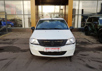 Подержанный автомобиль Renault Logan Sedan 2011 года (2 фото)