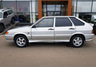 Подержанный автомобиль LADA (ВАЗ) 2114 2005 года (8 фото)