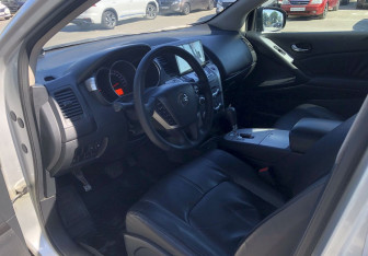 Подержанный автомобиль Nissan Murano Suv 2010 года (9 фото)