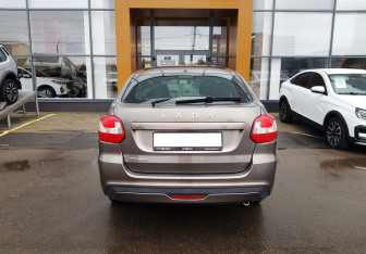 Подержанный автомобиль LADA (ВАЗ) Granta Hatchback 2019 года (6 фото)