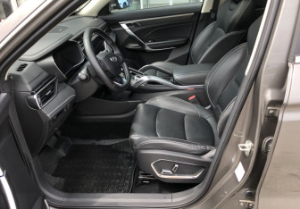 Подержанный автомобиль Geely Atlas Pro 2023 года (9 фото)