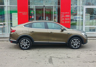 Подержанный автомобиль Renault Arkana 2020 года (4 фото)