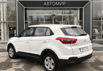 Подержанный автомобиль Hyundai Creta 2017 года (7 фото)