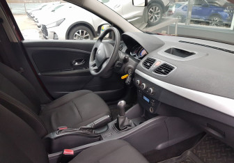 Подержанный автомобиль Renault Megane Hatchback 2014 года (9 фото)