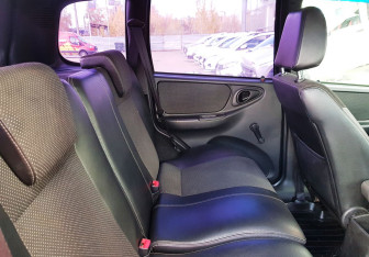 Подержанный автомобиль Chevrolet Niva 2014 года (10 фото)