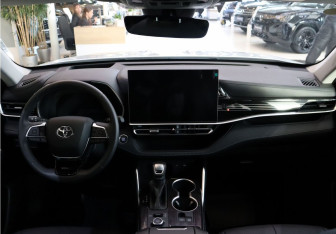 Новый Toyota Highlander 2026 (10 фото)