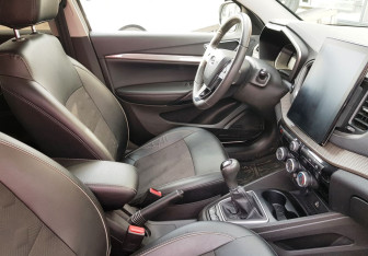 Подержанный автомобиль LADA (ВАЗ) Vesta Sedan 2023 года (9 фото)
