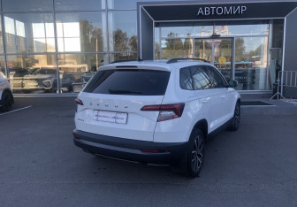 Подержанный автомобиль Skoda Karoq 2020 года (7 фото)