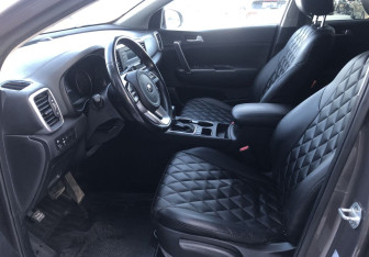 Подержанный автомобиль Kia Sportage 2020 года (9 фото)