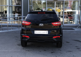 Подержанный автомобиль Hyundai Creta 2020 года (6 фото)