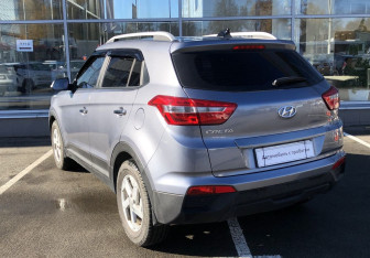 Подержанный автомобиль Hyundai Creta 2018 года (7 фото)