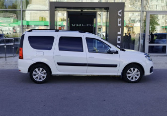 Подержанный автомобиль LADA (ВАЗ) Largus Wagon 2022 года (4 фото)