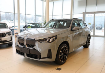 Новый BMW X3 2025 (3 фото)