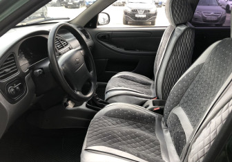 Подержанный автомобиль Chevrolet Lanos 2007 года (9 фото)