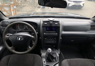 Подержанный автомобиль Great Wall Hover H3 2010 года (10 фото)