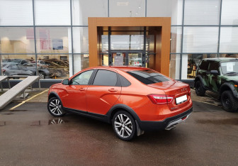 Подержанный автомобиль LADA (ВАЗ) Vesta Sedan 2018 года (7 фото)