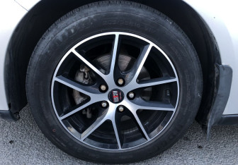 Подержанный автомобиль Ford Focus Sedan 2012 года (16 фото)