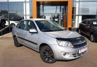 Подержанный автомобиль LADA (ВАЗ) Granta Sedan 2014 года (3 фото)