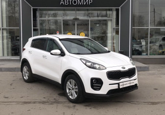 Подержанный автомобиль Kia Sportage 2017 года (3 фото)