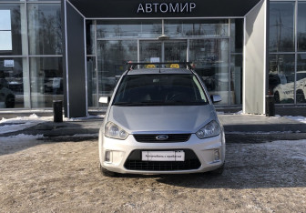 Подержанный автомобиль Ford C-MAX 2007 года (2 фото)