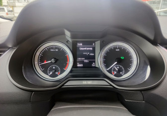 Подержанный автомобиль Skoda Octavia Liftback 2019 года (12 фото)