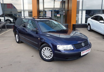 Подержанный автомобиль Volkswagen Passat Wagon 1999 года (3 фото)