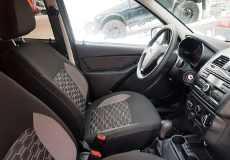 Подержанный автомобиль LADA (ВАЗ) Granta Wagon 2024 года (9 фото)