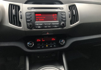 Подержанный автомобиль Kia Sportage 2014 года (15 фото)