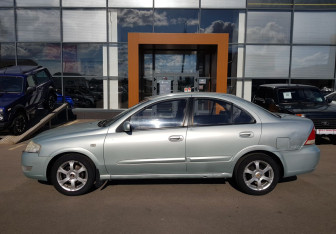 Подержанный автомобиль Nissan Almera Classic 2007 года (8 фото)