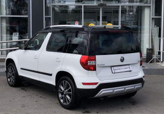 Подержанный автомобиль Skoda Yeti 2016 года (7 фото)