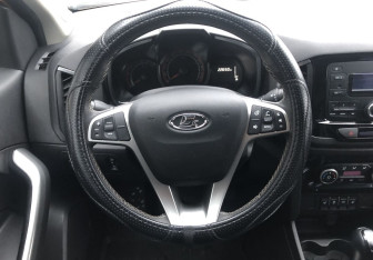 Подержанный автомобиль LADA (ВАЗ) XRAY 2021 года (12 фото)