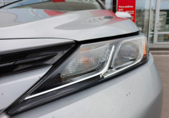 Подержанный автомобиль Toyota Camry Sedan 2020 года (9 фото)