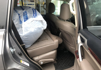 Подержанный автомобиль Lexus GX 2012 года (12 фото)