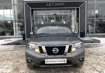 Подержанный автомобиль Nissan Terrano 2021 года (2 фото)