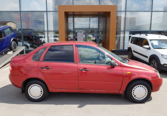 Подержанный автомобиль LADA (ВАЗ) Kalina Sedan 2006 года (4 фото)
