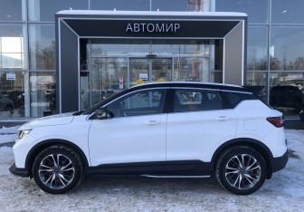 Подержанный автомобиль Geely Coolray 2022 года (8 фото)