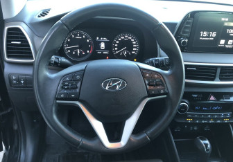 Подержанный автомобиль Hyundai Tucson 2020 года (12 фото)