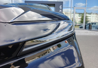 Подержанный автомобиль Toyota Camry Sedan 2024 года (9 фото)
