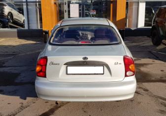 Подержанный автомобиль ЗАЗ Chance Sedan 2010 года (6 фото)