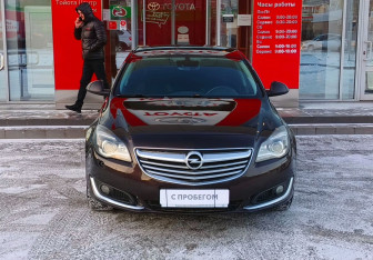 Подержанный автомобиль Opel Insignia Liftback 2014 года (2 фото)