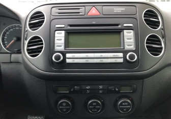 Подержанный автомобиль Volkswagen Golf Plus 2008 года (15 фото)