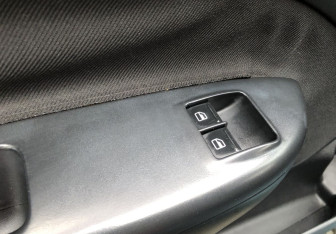 Подержанный автомобиль Skoda Octavia Liftback 2008 года (13 фото)