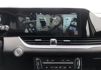 Подержанный автомобиль FAW Bestune B70 2023 года (14 фото)