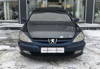 Подержанный автомобиль Peugeot 607 2001 года (2 фото)