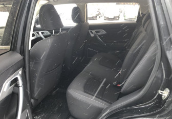 Подержанный автомобиль Geely Atlas 2018 года (11 фото)