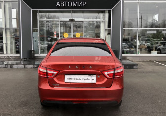 Подержанный автомобиль LADA (ВАЗ) Vesta Sedan 2017 года (6 фото)