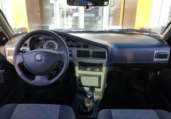 Подержанный автомобиль Daewoo Nexia Sedan 2008 года (11 фото)