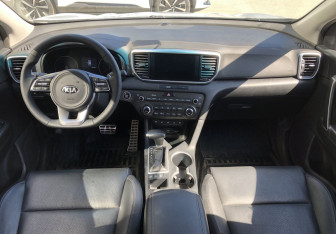 Подержанный автомобиль Kia Sportage 2019 года (10 фото)