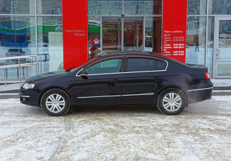 Подержанный автомобиль Volkswagen Passat Sedan 2006 года (8 фото)